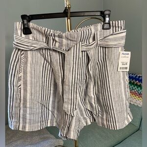 C&C California New W/ Tags Linen Blue & White Size 6 Medium Shorts High Waisted